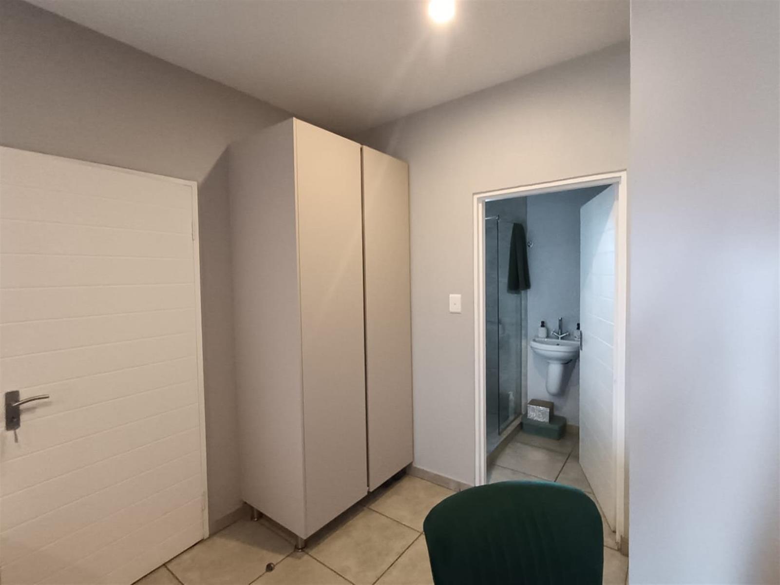 1 Bedroom 1 bathroom Apartment To Rent in Nelspruit Ext 37, Nelspruit