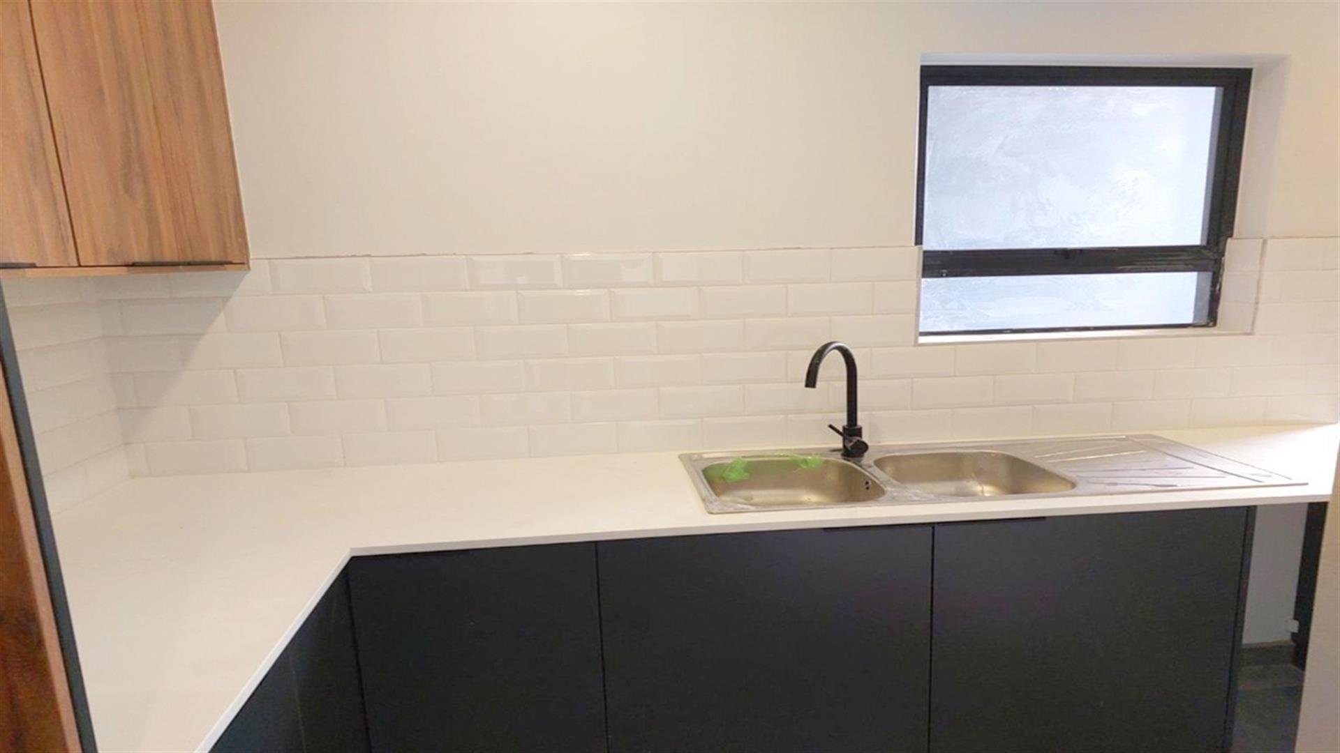 Brand new 4 Bedroom family home, awaiting it's first owner!