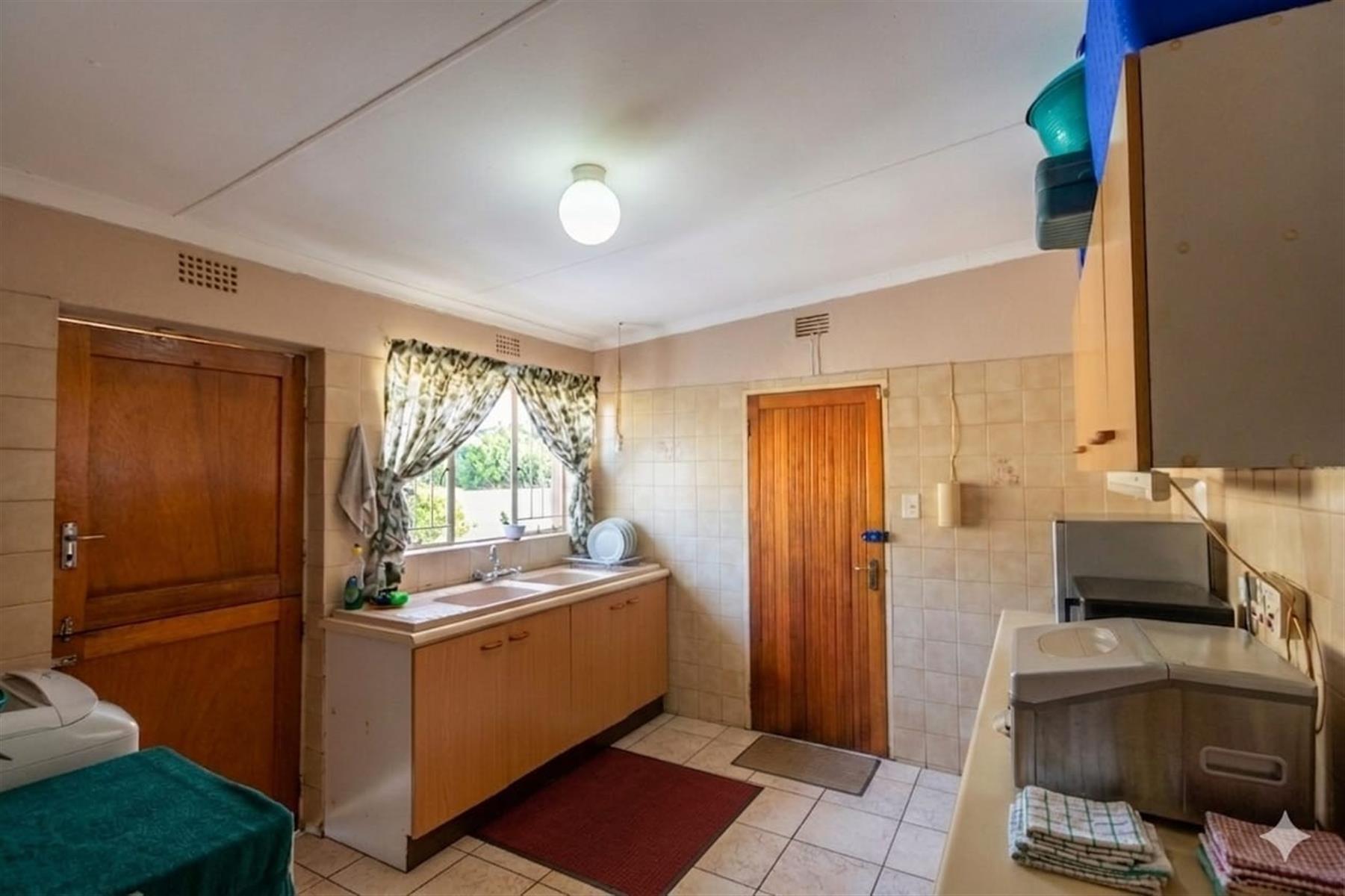 Spacious Family Home with Entertainment Area and Borehole