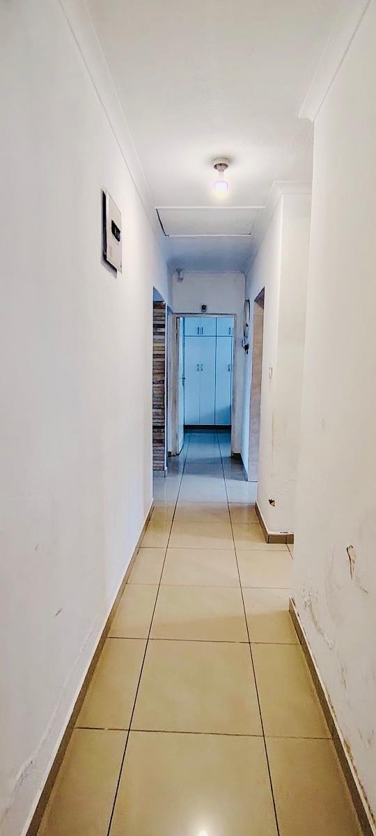 3 Bedroom House for Sale in Newlands East
