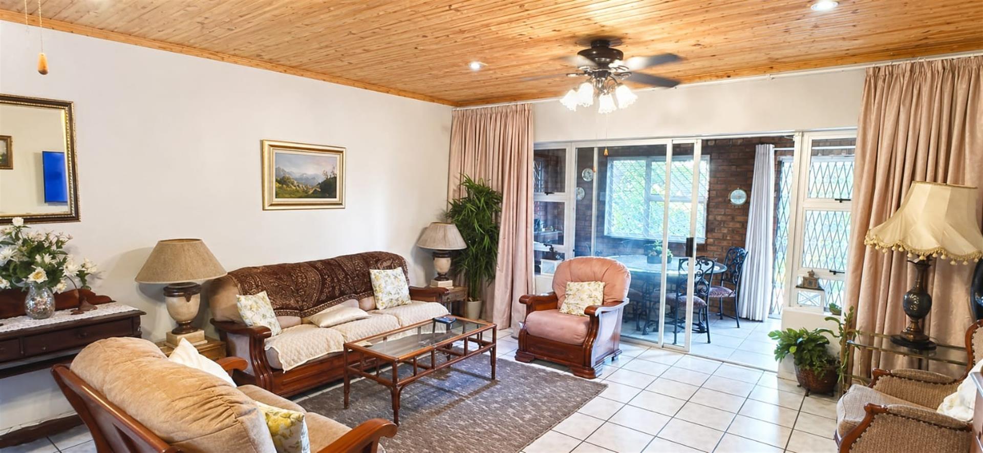 3 Bedroom house with 2 Bedroom Flatlet for Sale in Birdswood, Richards Bay, KwaZulu Natal