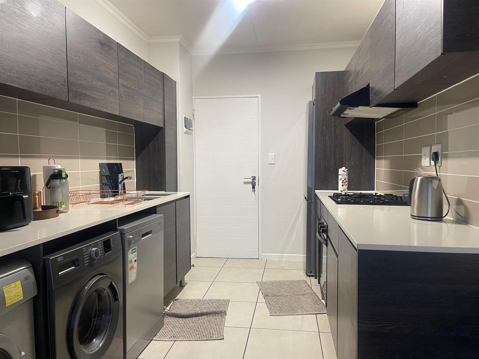 1 Bedroom Investment Apartment For Sale in Olivedale, Randburg