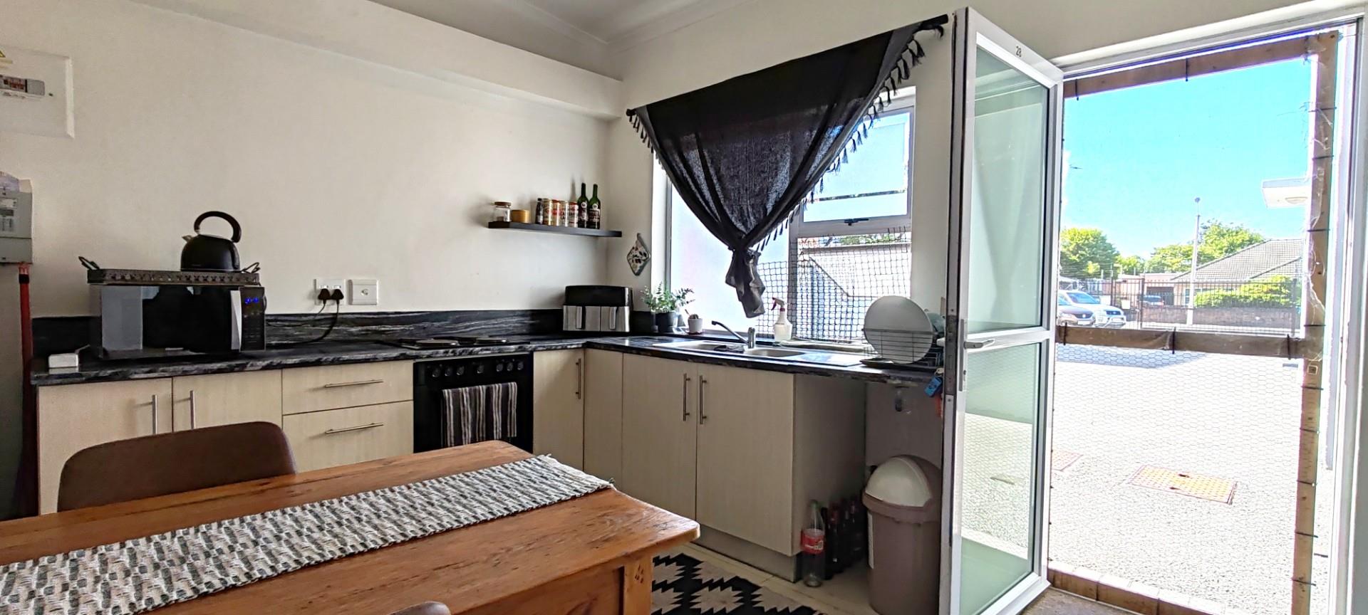 Spectacular and Incredibly Spacious 1-Bedroom Duplex Apartment in Bergvliet Vistas