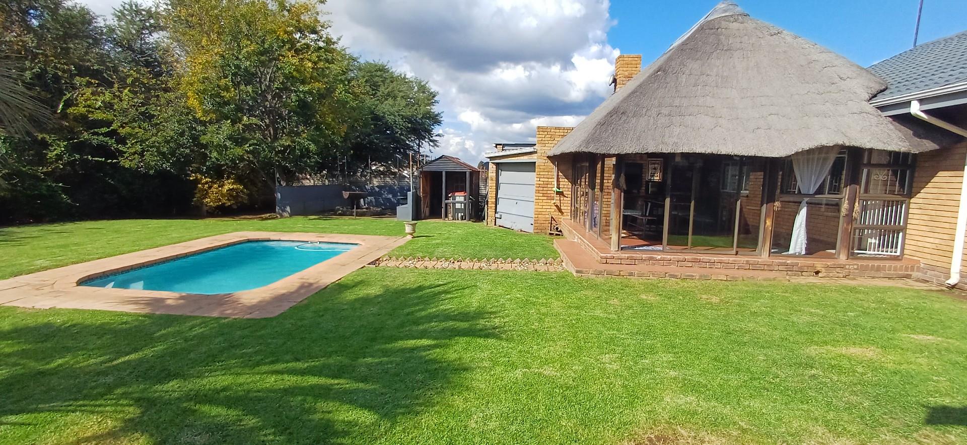 Where Family Life Meets Effortless Entertaining