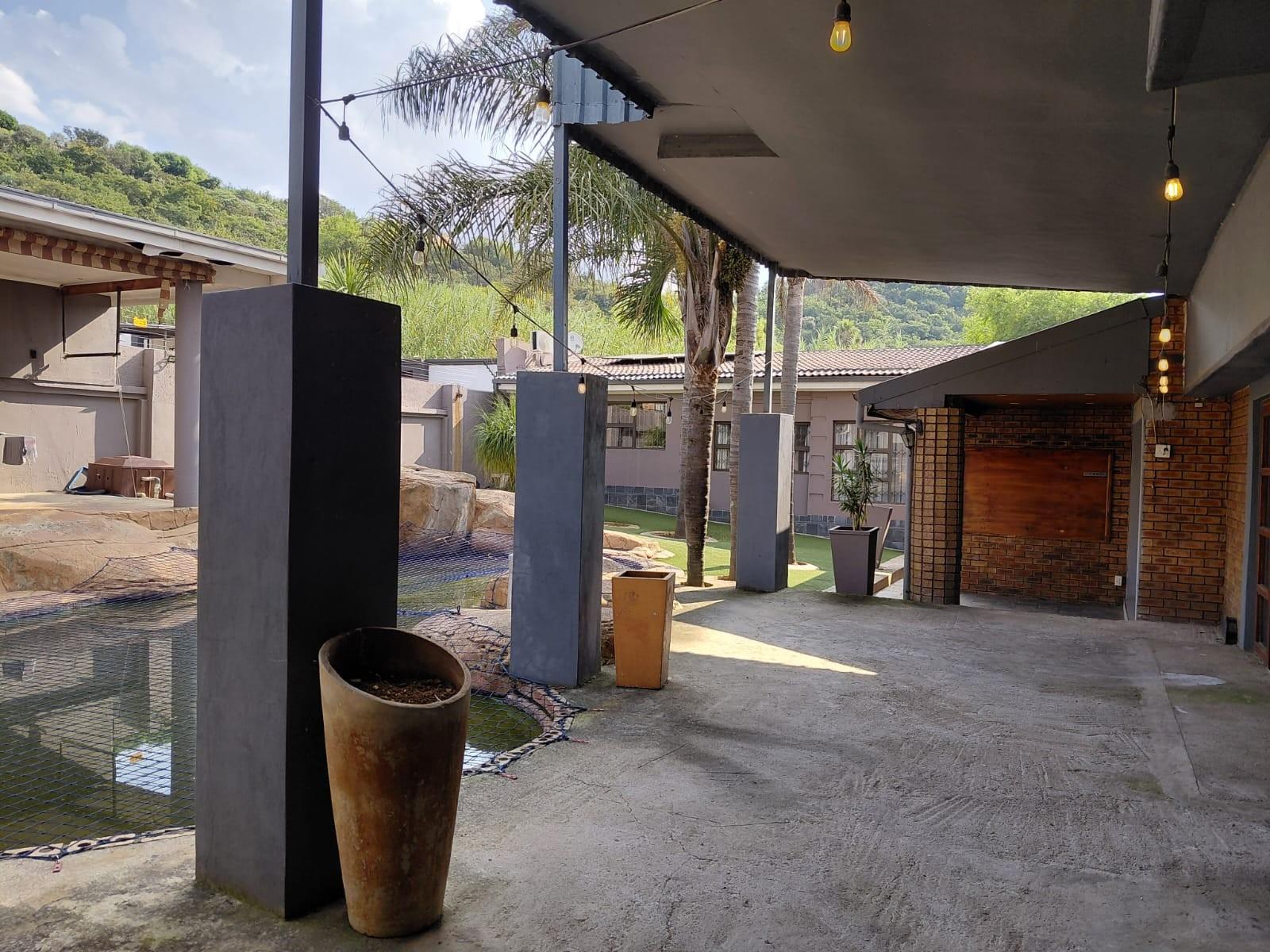 Naturena ,   4 Bedroom house with  2 cottages