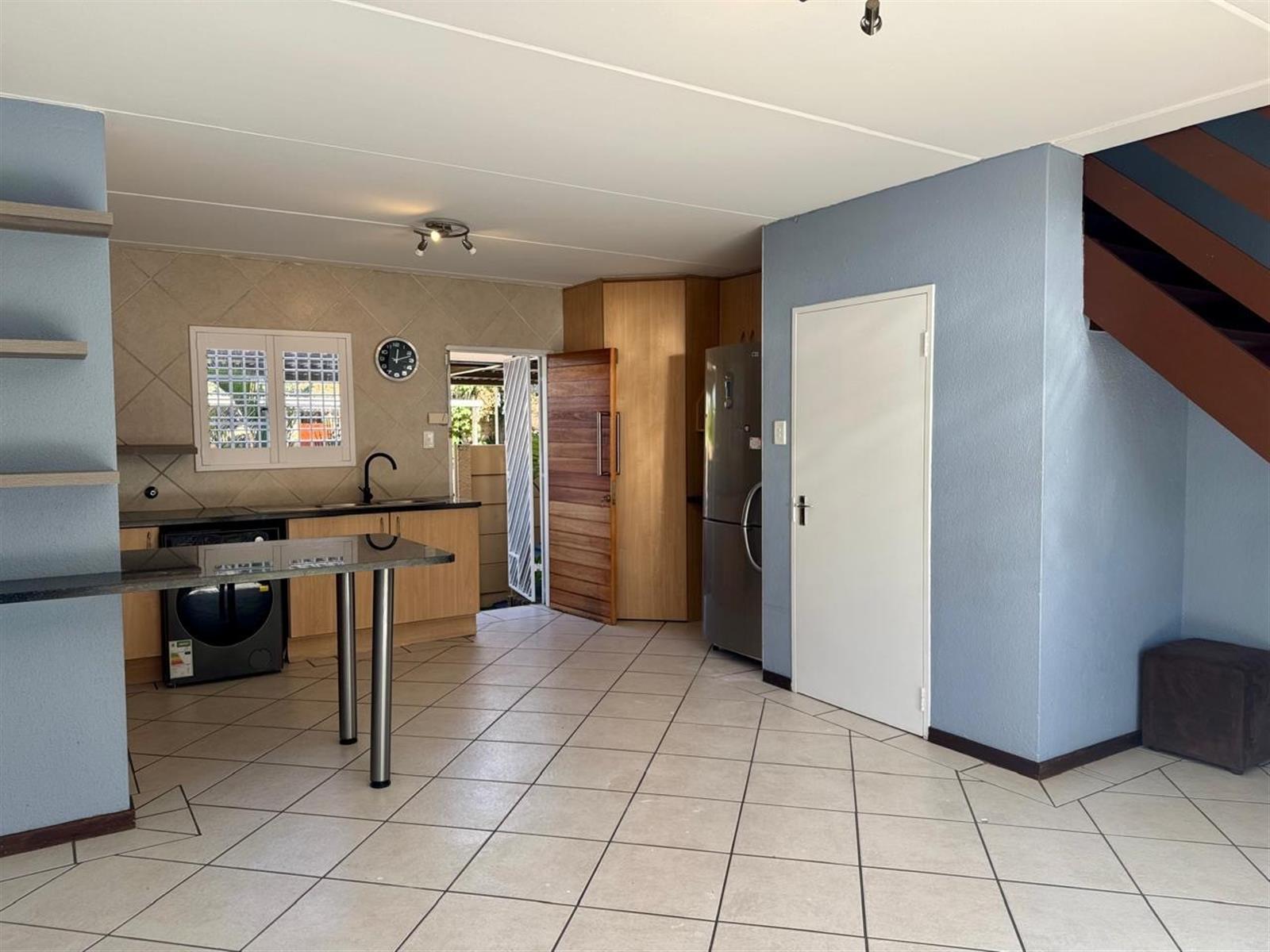Townhouse for rent in North Riding, Randburg