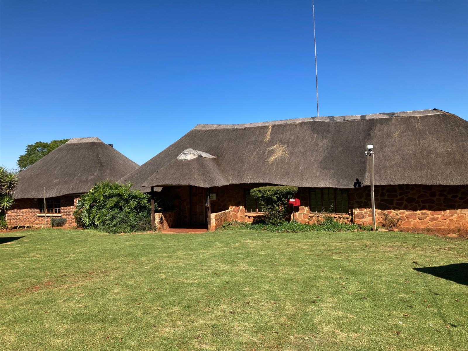 Ideal Pub/Restaurant and Farming Opportunities