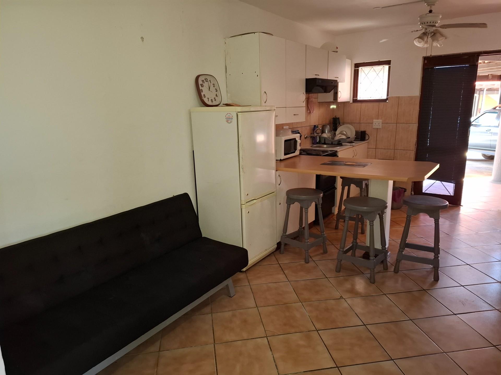Apartment For Sale in Uvongo, Margate, KwaZulu Natal