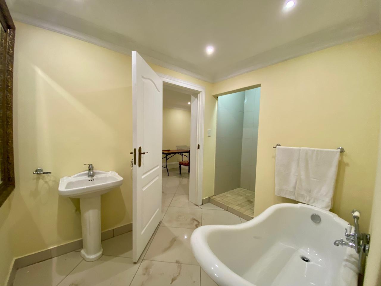 Apartment To Rent in Groenkloof, Pretoria (507)