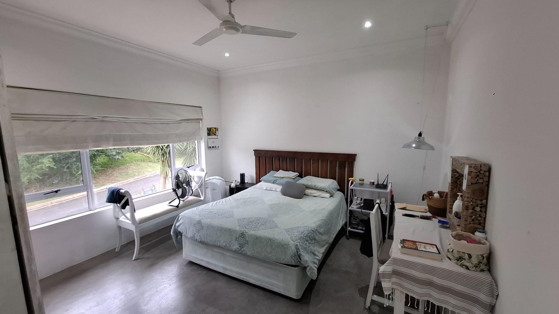SHELLY BEACH STUNNING PROPERTY IN A SAFE ESTATE
