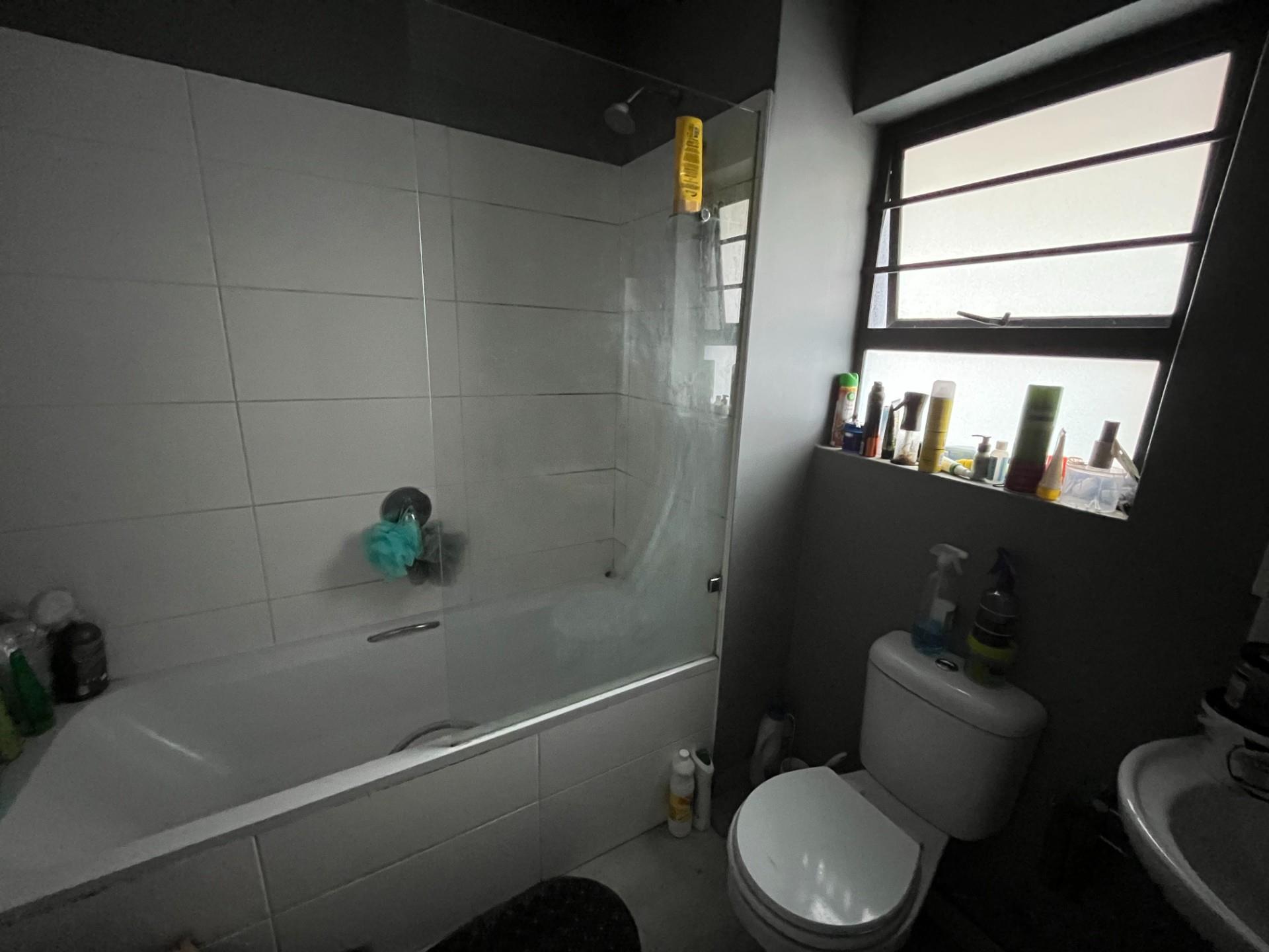 Apartment For Sale in Aan de Wijnlanden, Stellenbosch