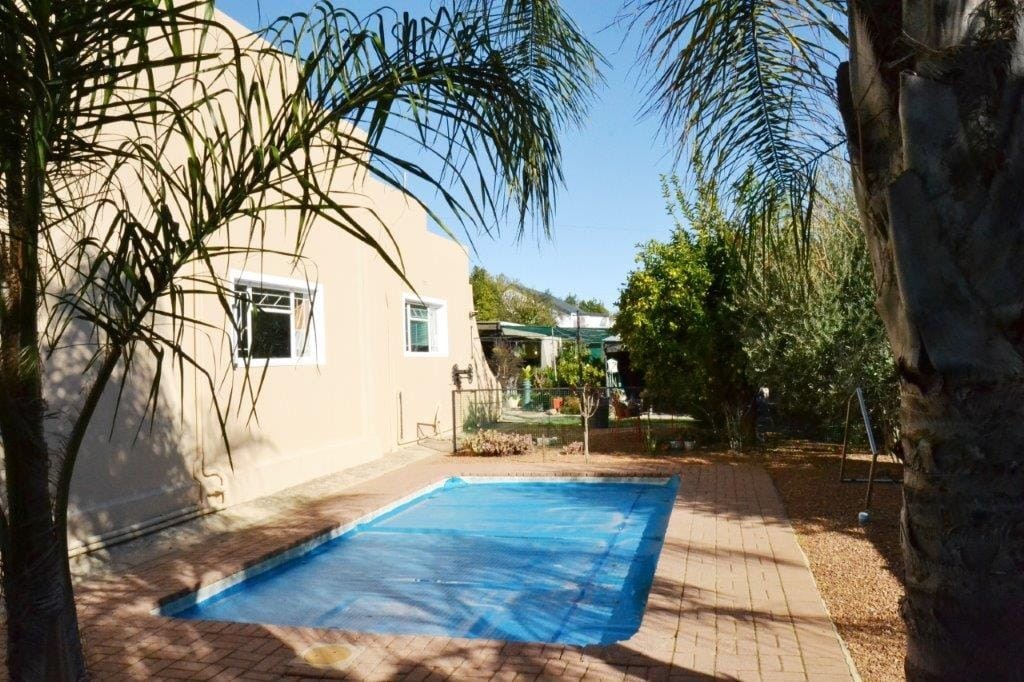 House for sale in Porterville, 200 m²