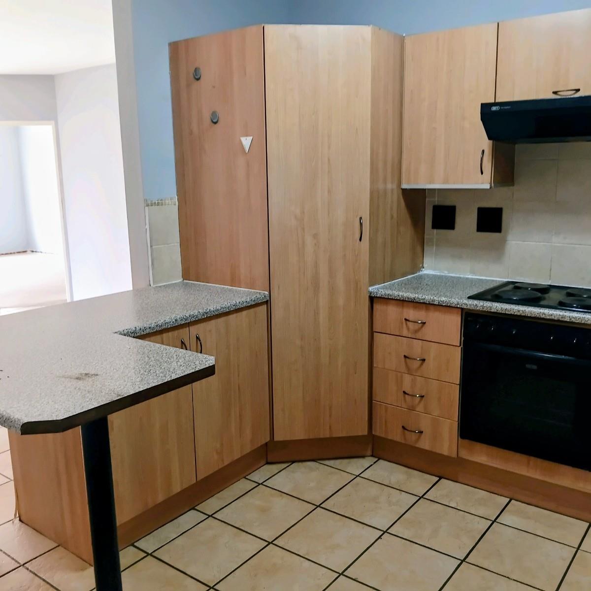 Apartment To Rent in Reyno Ridge, Witbank