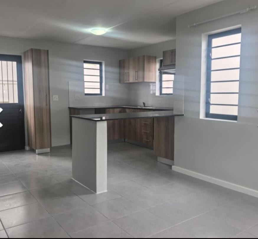 3 Bedroom Semi Detached Dbl Story House For Sale