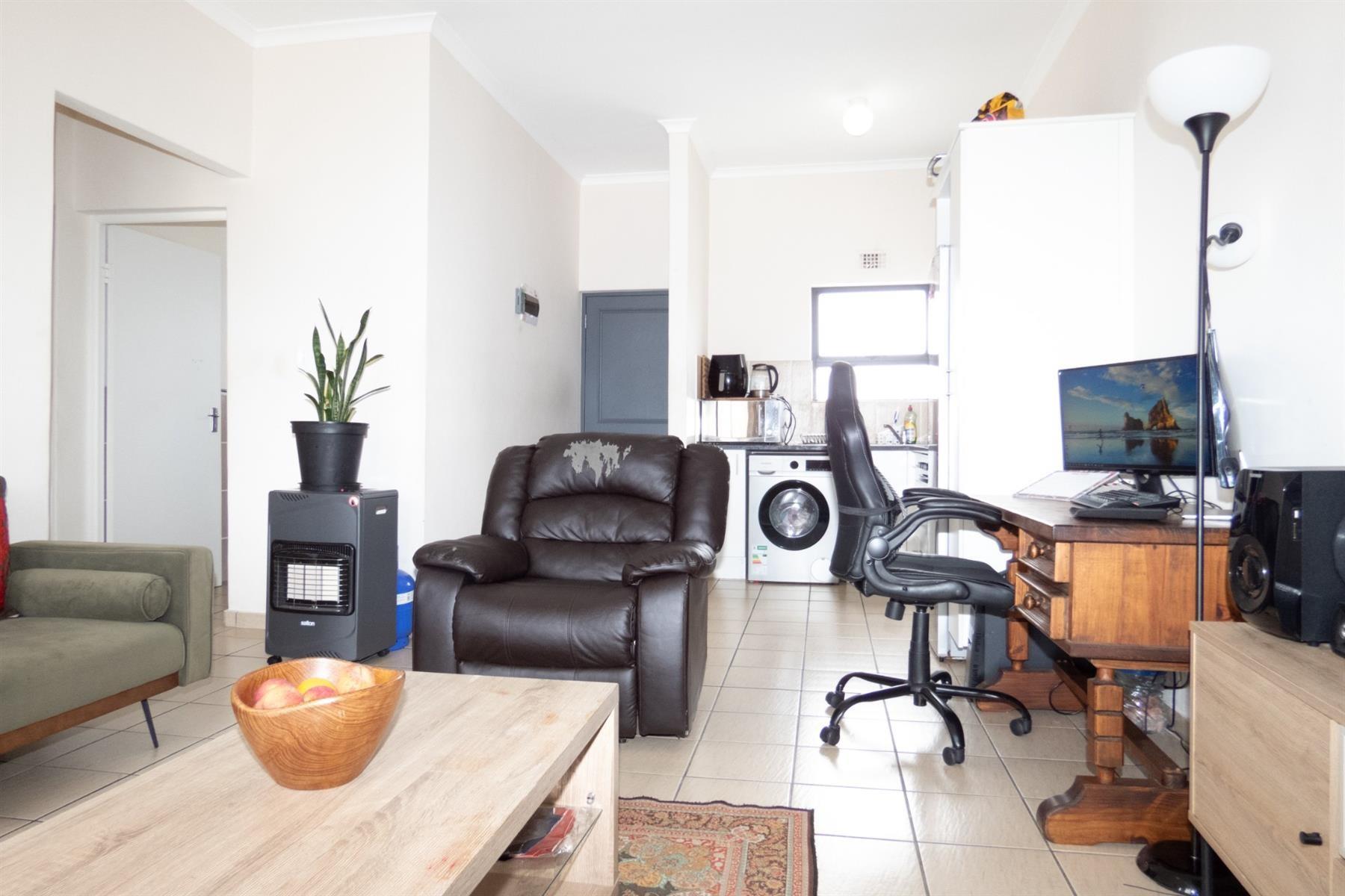 Secure 2-Bedroom Apartment To Rent | Prime Location Near MyCiTi