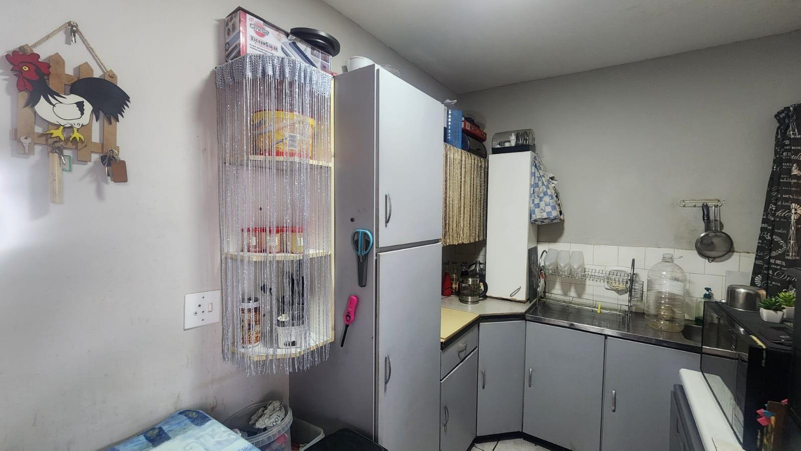 Affordable 1-Bedroom Apartment in the Heart of Brakpan Central