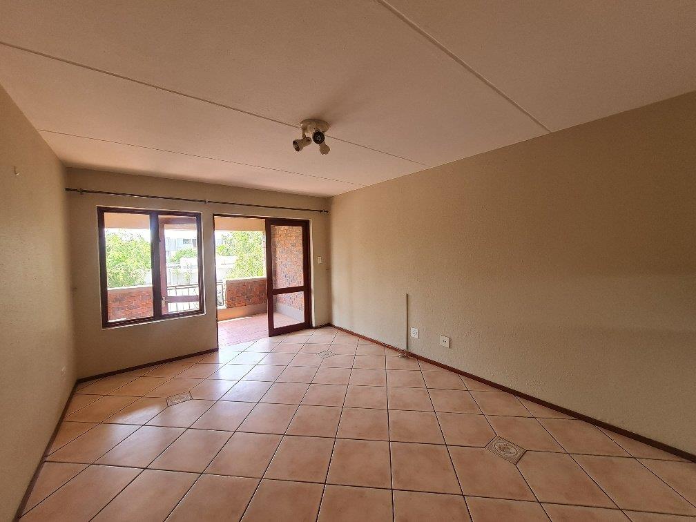 Modern, Secure and Move-In Ready - Perfect for Young Buyers or Investors