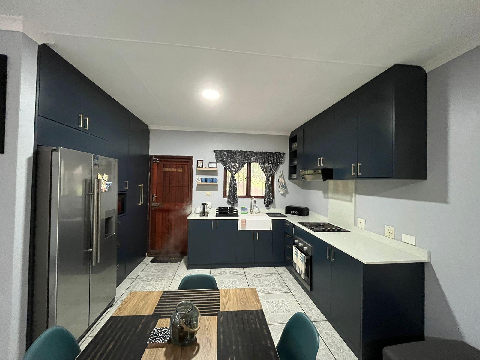 Townhouse for sale in Escombe, Queensburgh, KwaZulu Natal