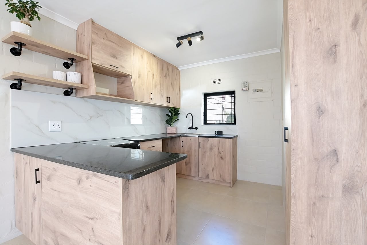 Cottage for rent in Table View, Blouberg, 49 m²