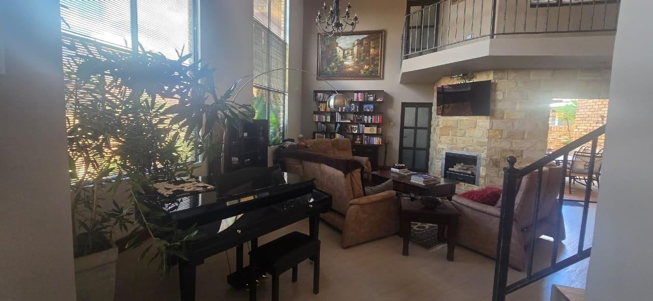 Modern 4 Bedroom Luxury Home with Solar +Water Back up in Prime Location