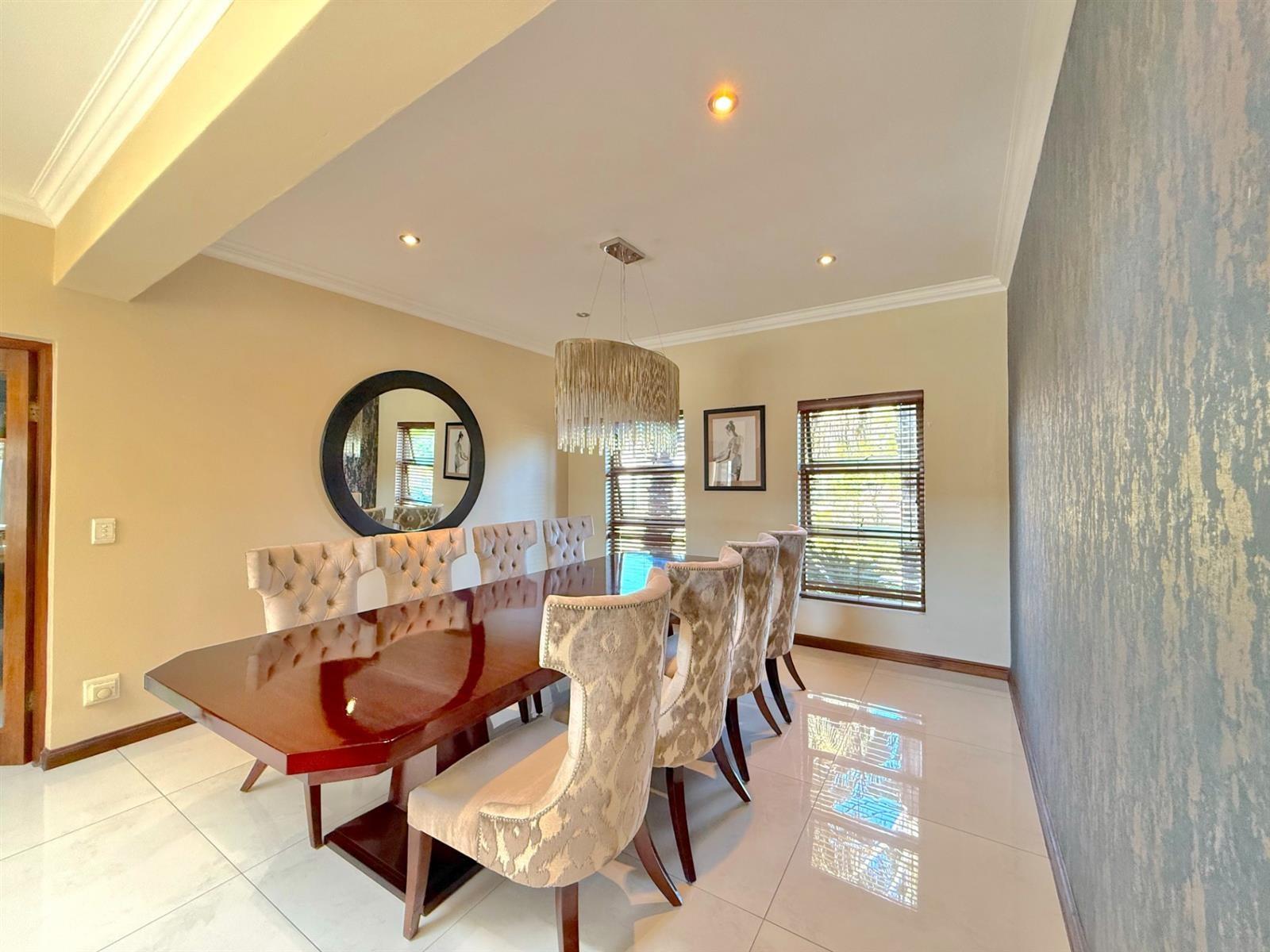 Contemporary Modern Home in a Prime Location in Dainfern Valley Estate