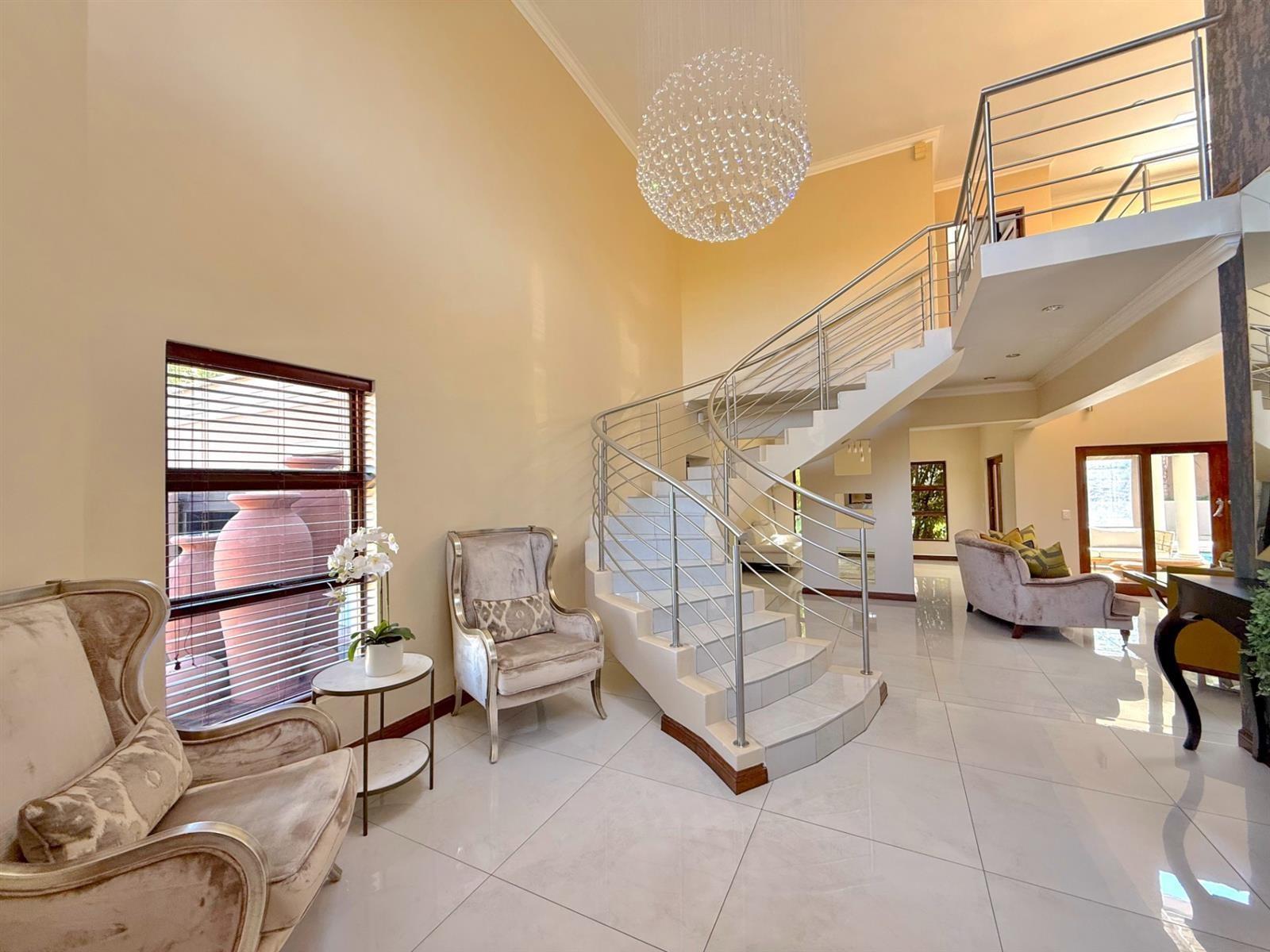 Contemporary Modern Home in a Prime Location in Dainfern Valley Estate