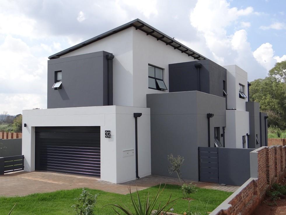 4 Bedroom House For Sale in Fountainbrook Estate, Midstream Estate, Centurion