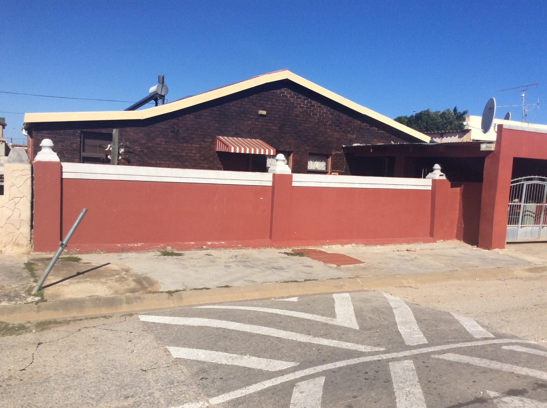 House For Sale in KwaNobuhle, Uitenhage