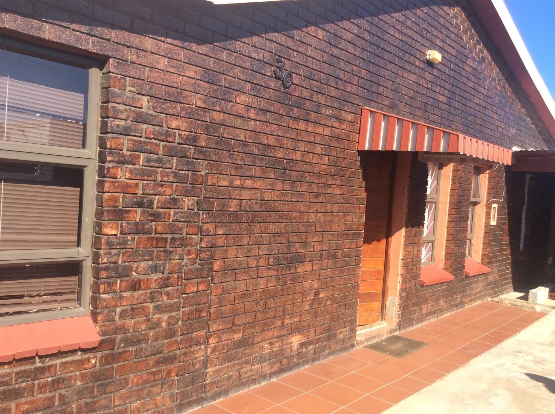 House For Sale in KwaNobuhle, Uitenhage