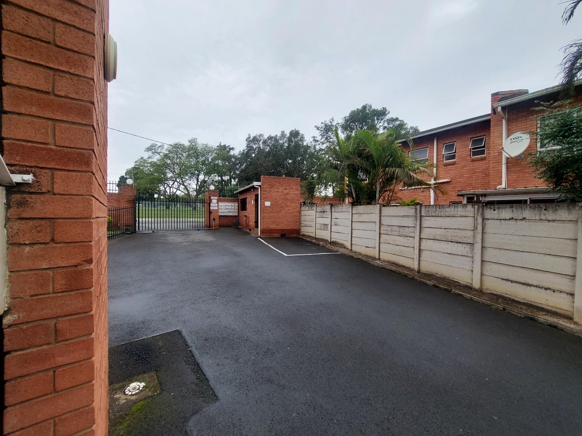 2 bed 1 bath Apartment To Rent in Pelham