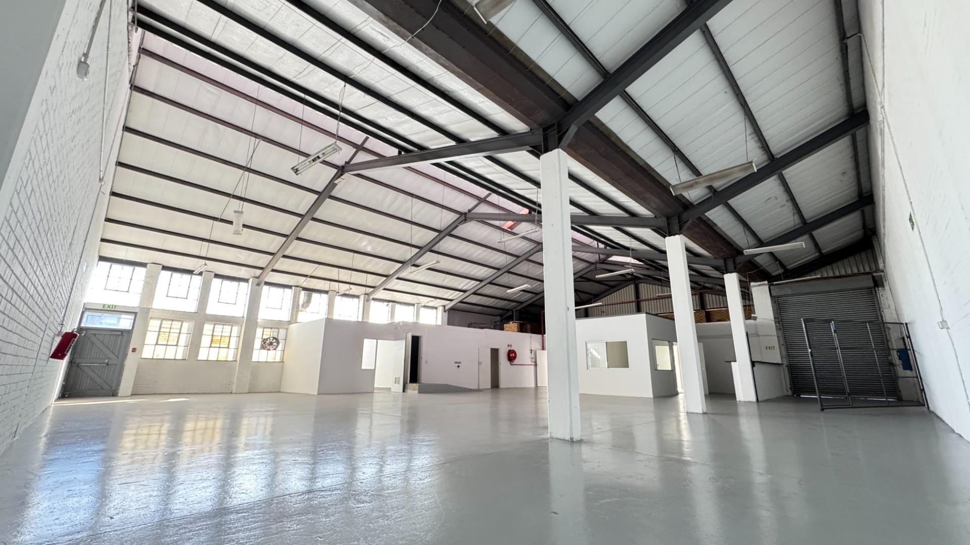 Neat and Secure 474m² Warehouse To Let in Maitland Industrial Park | Cape Town