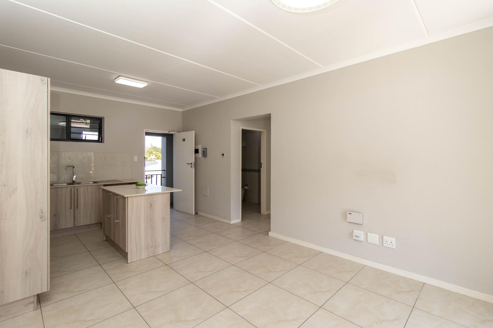 Secure, lock up ‘n go in a sought-after complex