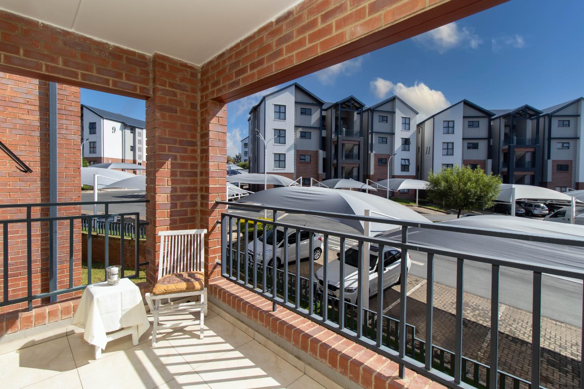 Secure, lock up ‘n go in a sought-after complex