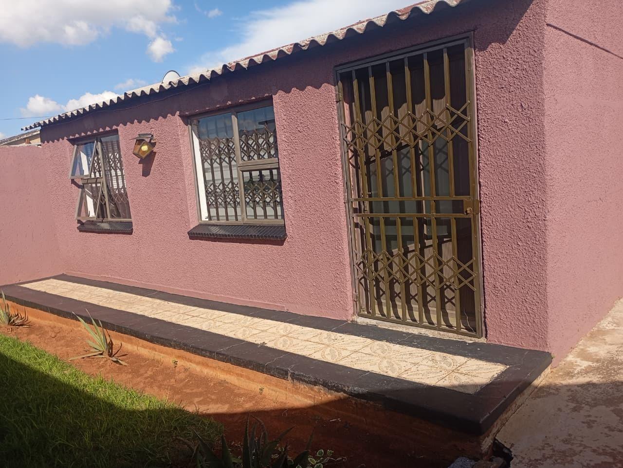 House To Rent in Naledi, Soweto