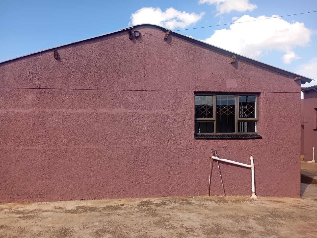 House To Rent in Naledi, Soweto