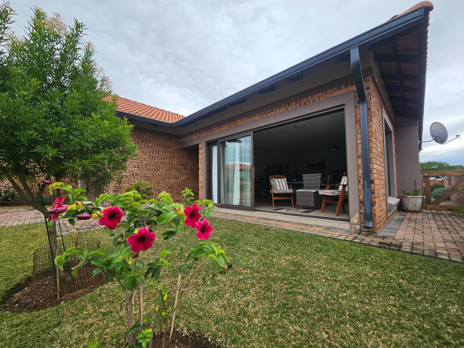 Ideal Lock-Up-and-Go 2 Bedroom House in Bateleur Estate