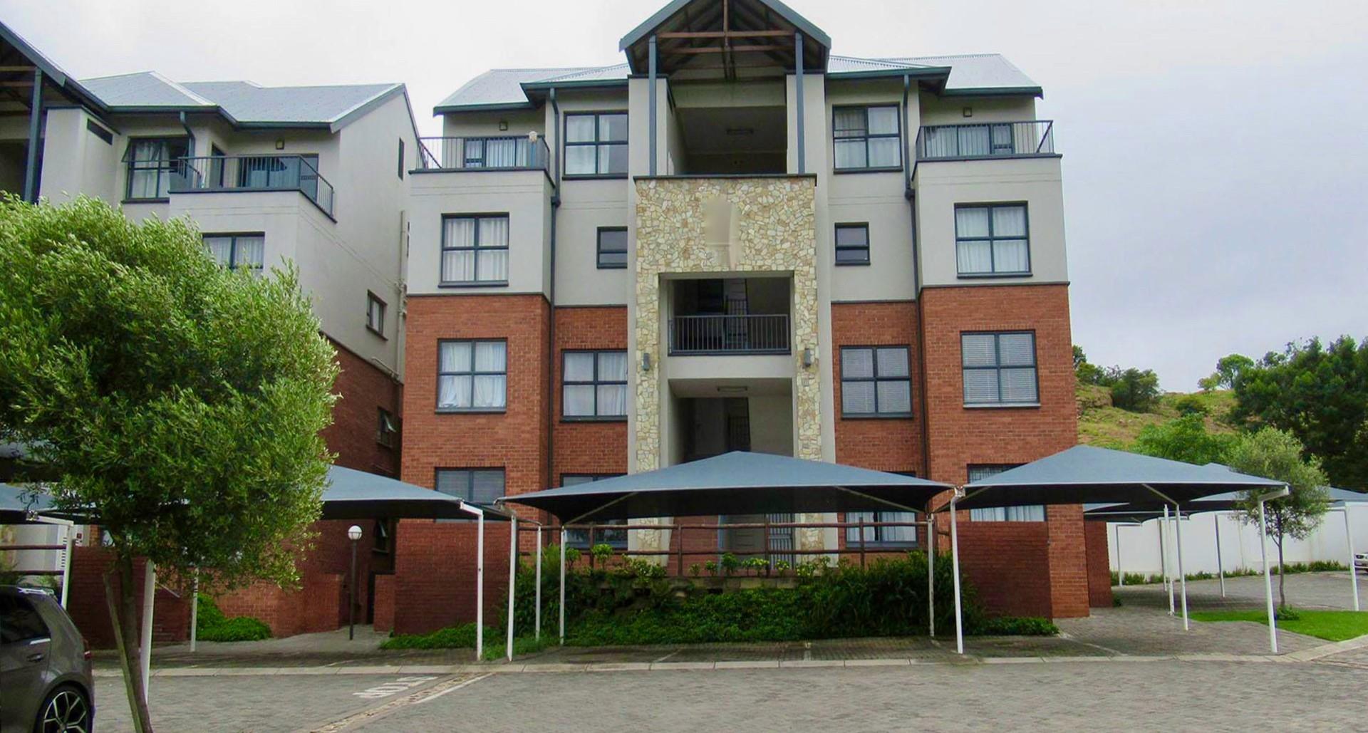 Secure Top-Floor 1-Bedroom Apartment in Balboa Park