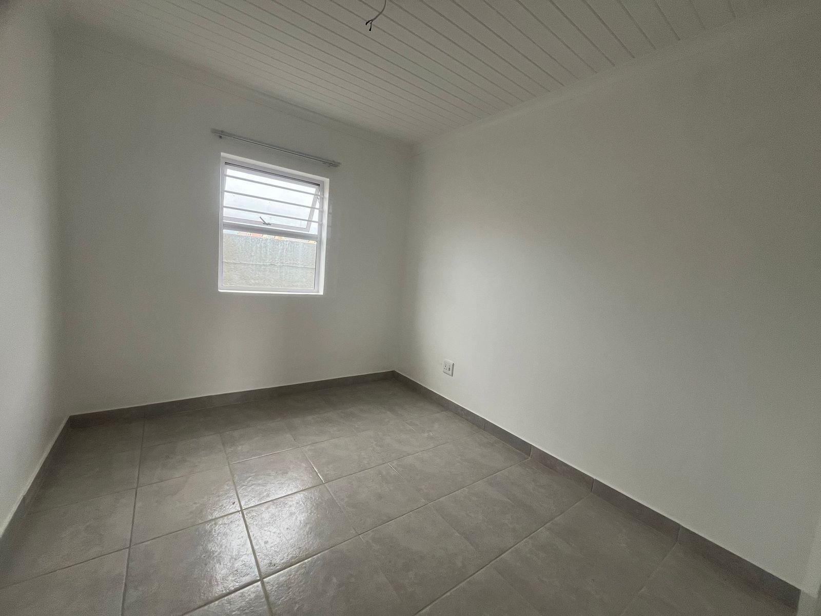 House For Sale in Groenheuwel, Paarl
