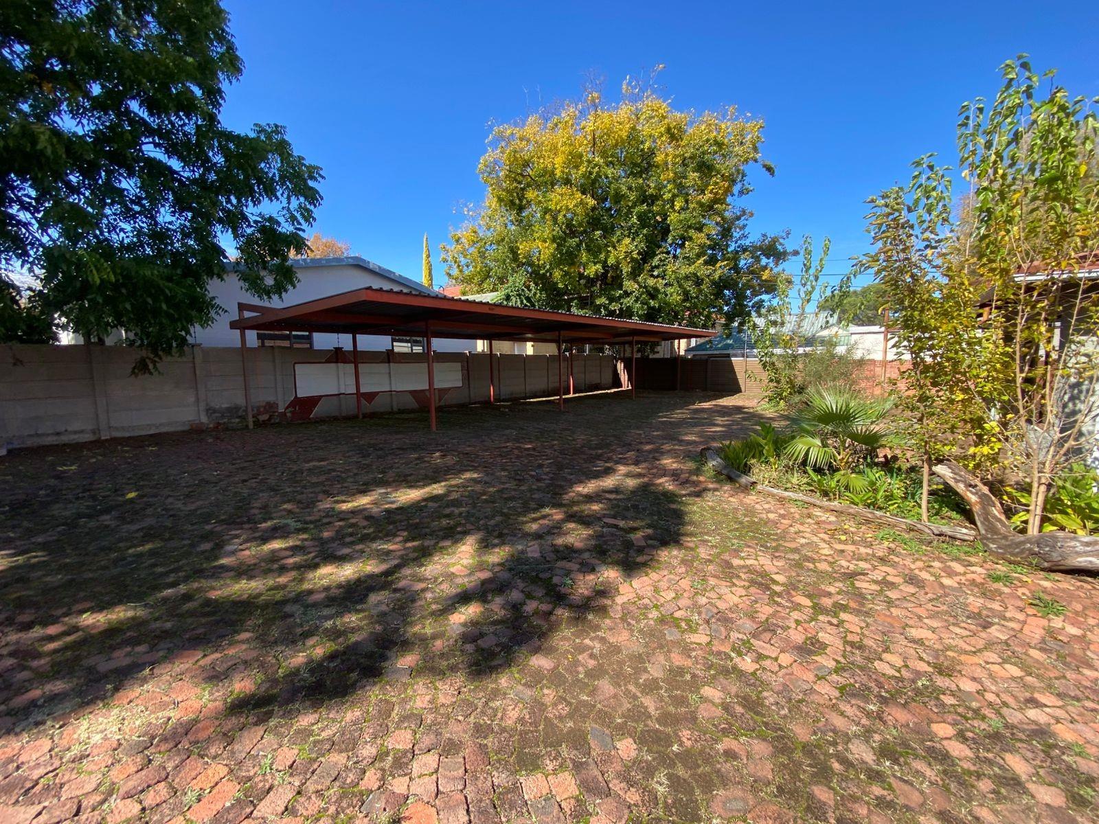 House For Sale in Westdene, Bloemfontein