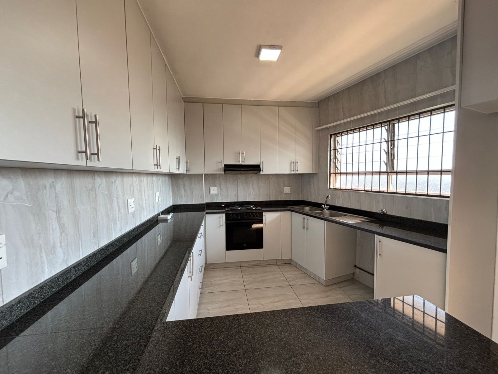 2 Bedroom Apartment in Musgrave for Rent