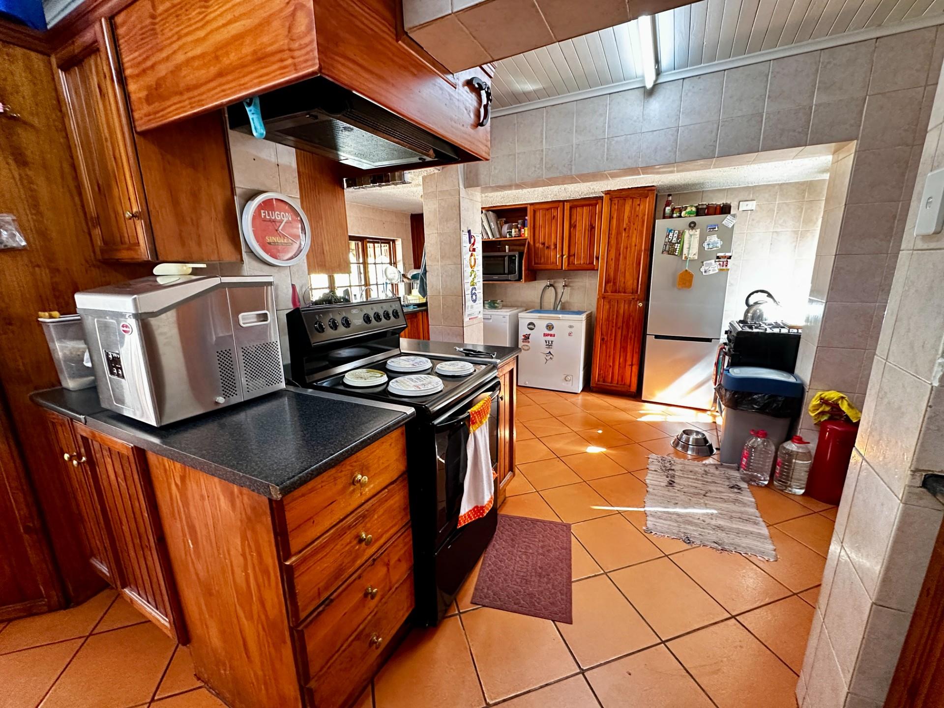 House For Sale in La Montagne, Pretoria