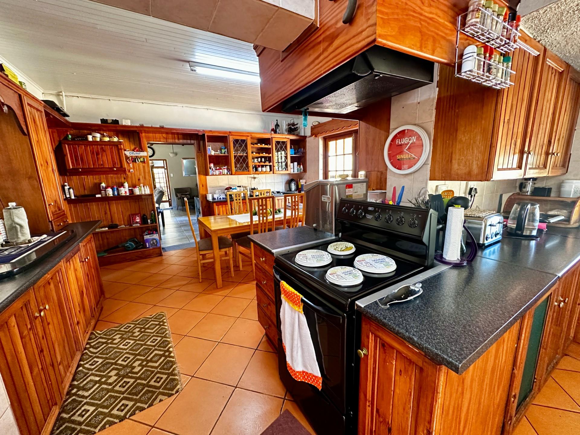 House For Sale in La Montagne, Pretoria