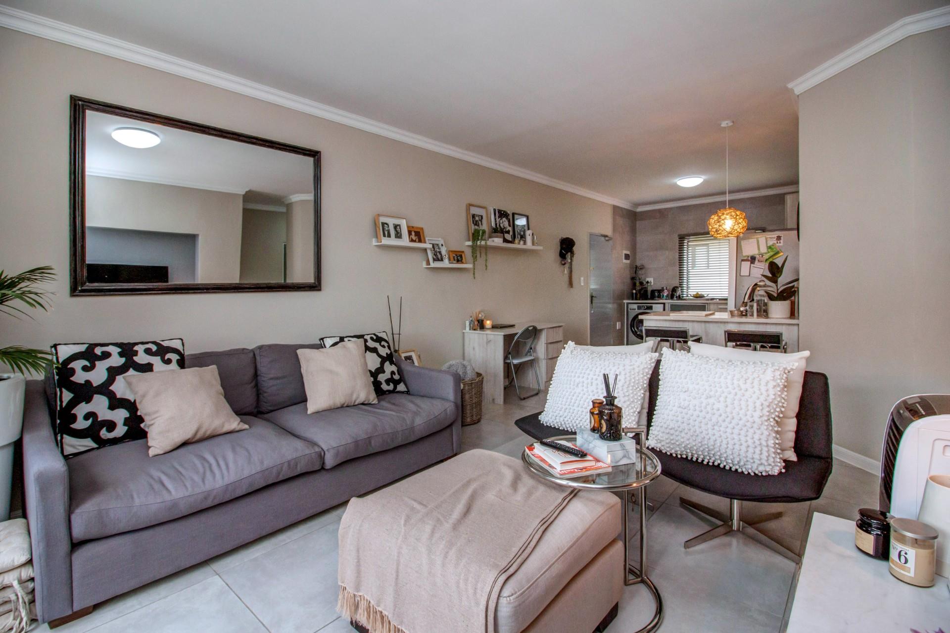 Priced to Sell 2-Bed 2-Bath Apartment