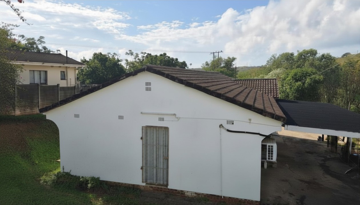 SPACIOUS FAMILY HOME WITH MODERN INCOME-GENERATING OUTBUILDING!
