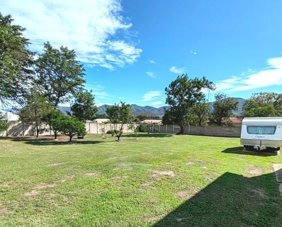 Great potential home For Sale in Kareedouw