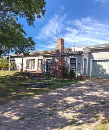 Great potential home For Sale in Kareedouw
