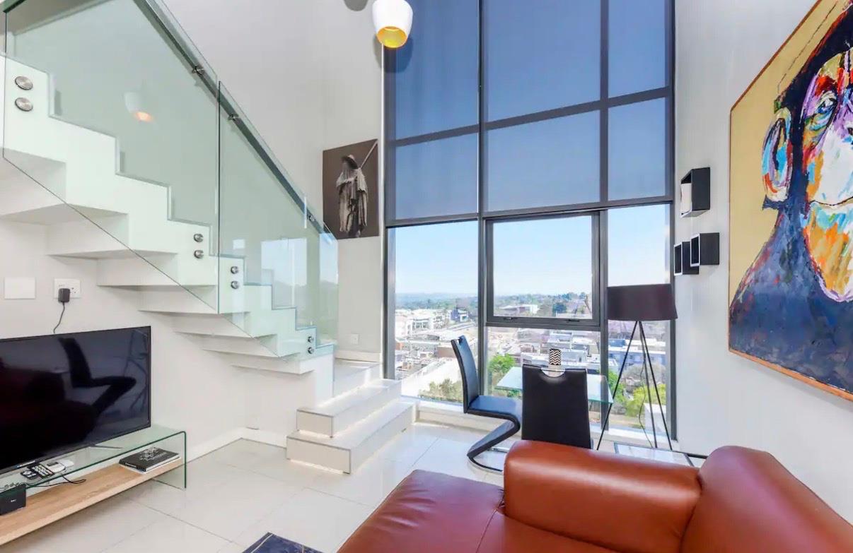 Stunning Luxury Airbnb-Friendly Studio Apartment for Sale in Rosebank with Spectacular Views