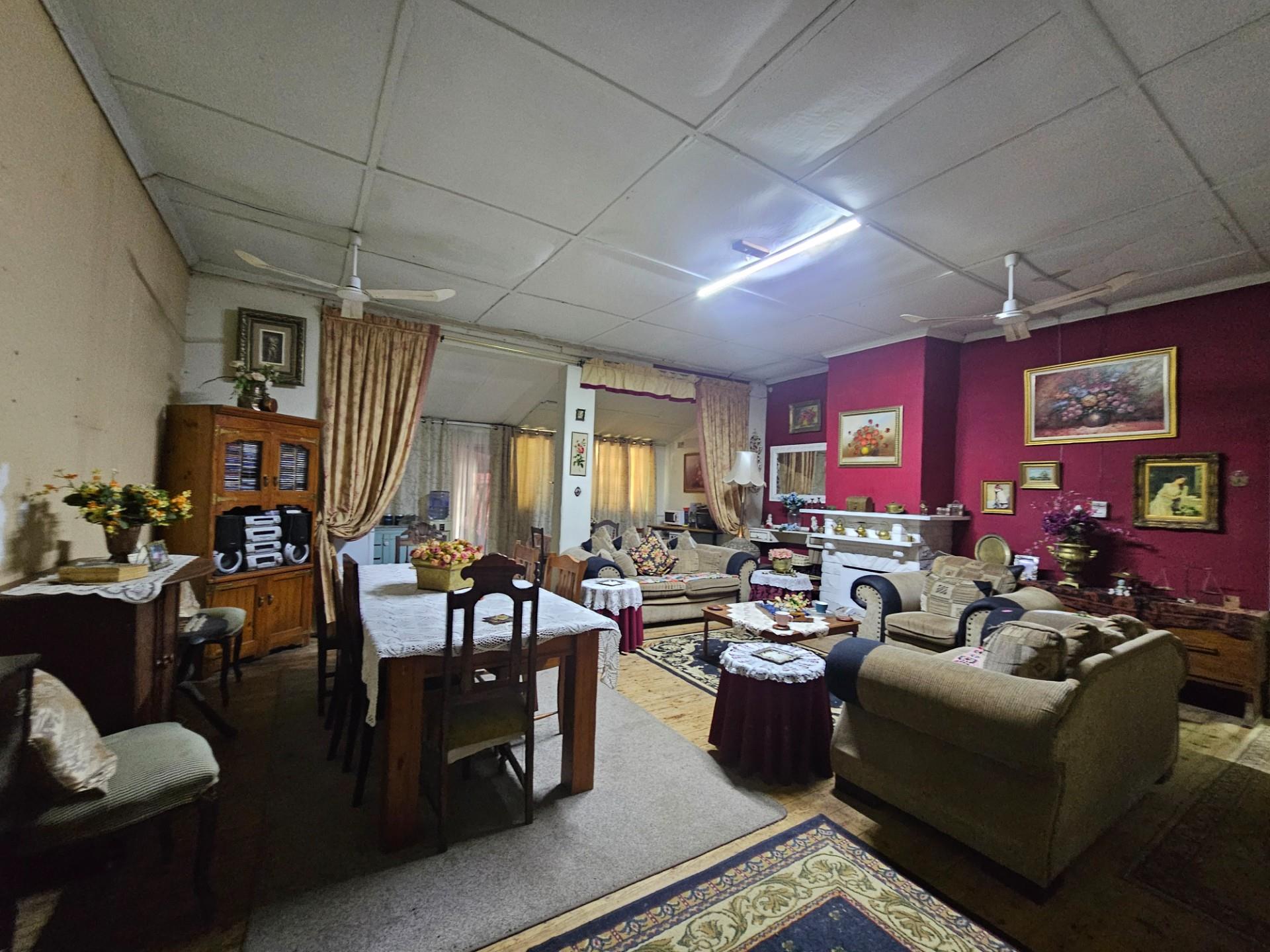 House For Sale in Barberton