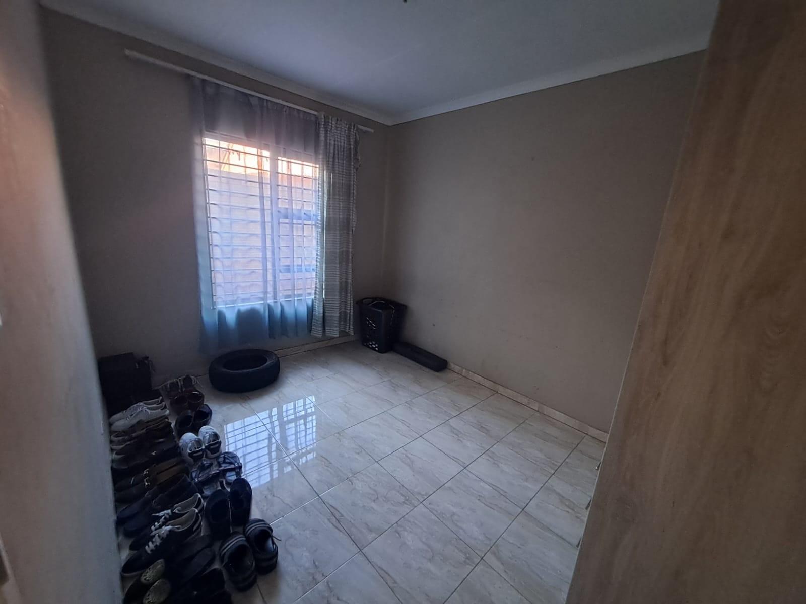 House For Sale in Noordwyk, Midrand
