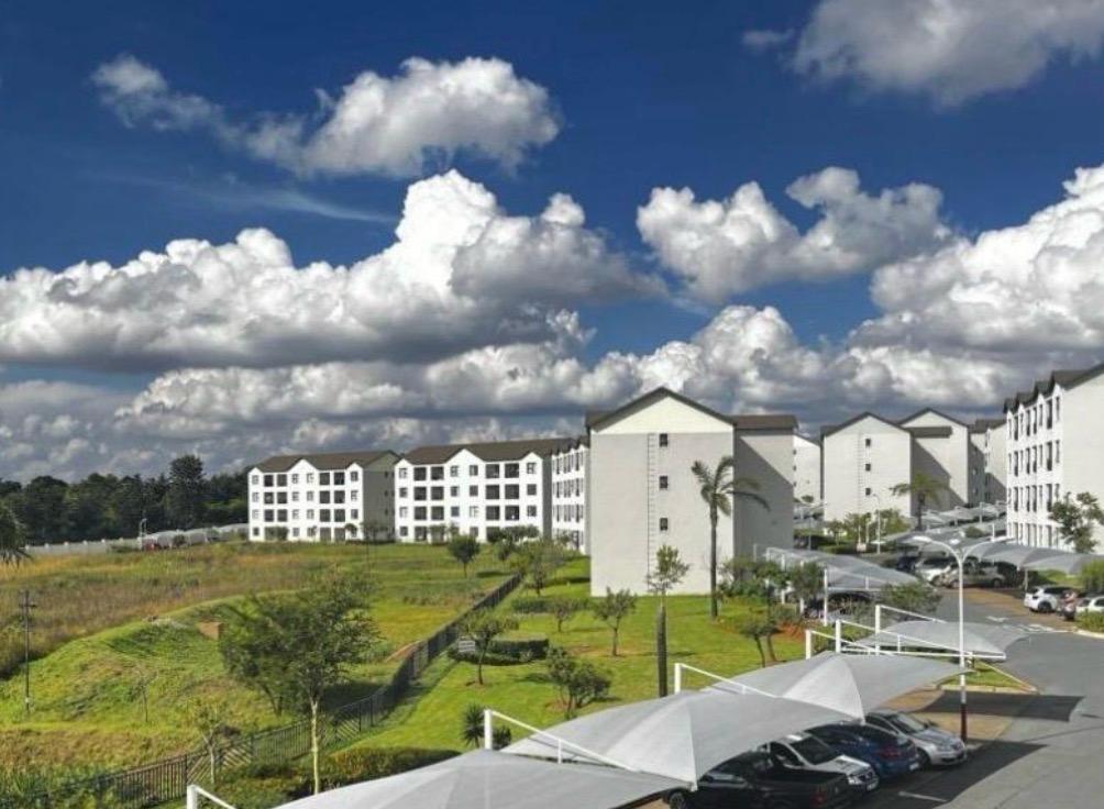 Apartment For Sale in Carlswald, Midrand